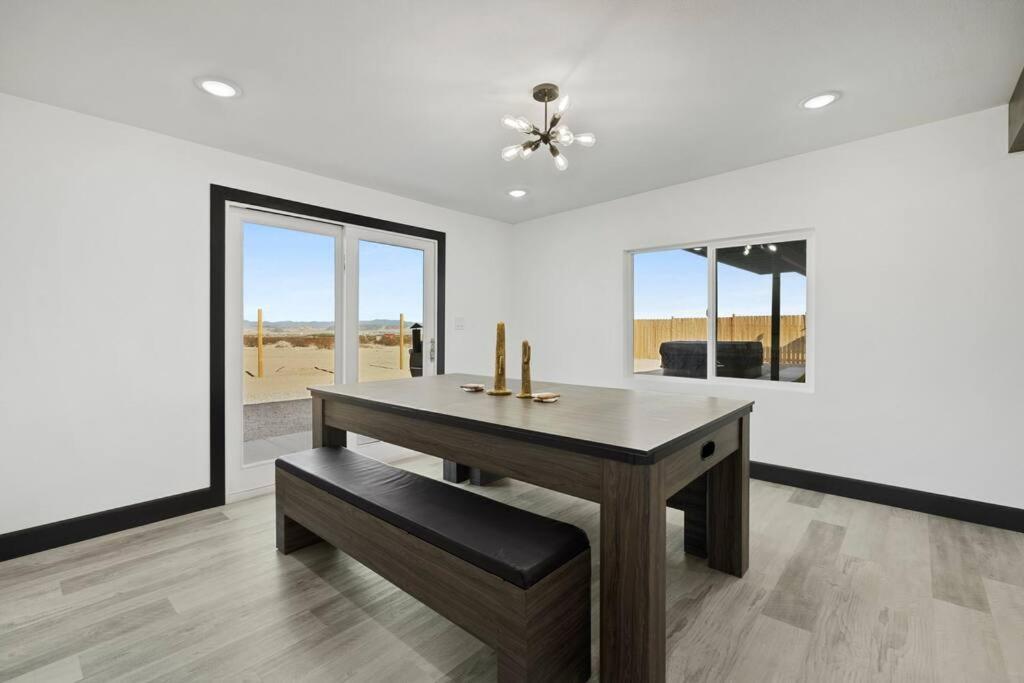Star Gazers Modern Home On 5 Acres Of Land! Sunfair Heights 外观 照片